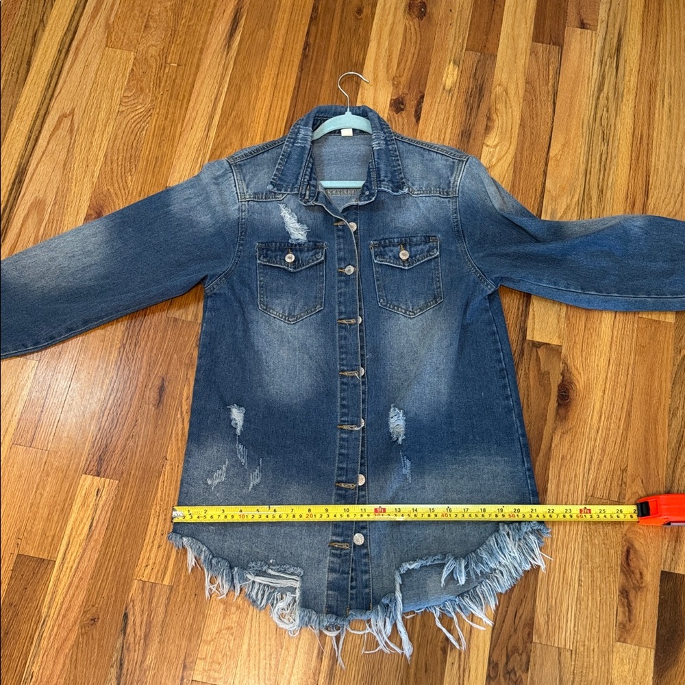 Distressed Denim Jacket / shacket. Raw edge. Perfect over dresses. Medium - Picture 13 of 14
